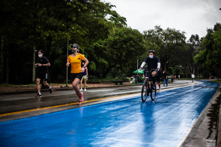 Chuva deve atingir várias regiões do Brasil no fim de semana prolongado