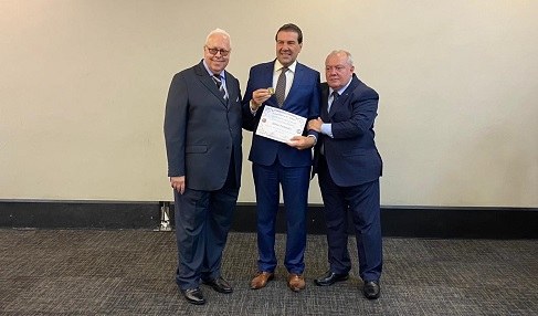 Presidente do TRE-SP é Homenageado em Evento de Jubileu de Prata do Semanário da Zona Norte