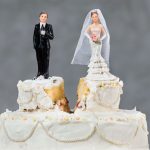 “Ensaio da Vingança”: campanha inusitada de revista masculina transforma fins de casamento em ato de libertação