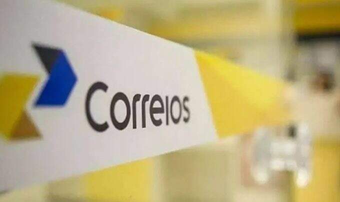 Líder do partido de Bolsonaro critica tentativa de transferir prejuízo dos Correios para os brasileiros