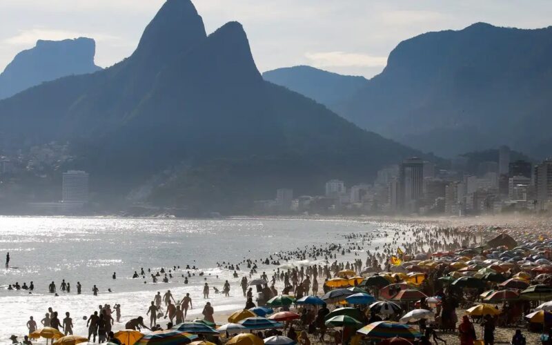 Em 2025, turismo no Brasil atinge faturamento histórico de R$ 185 bilhões.