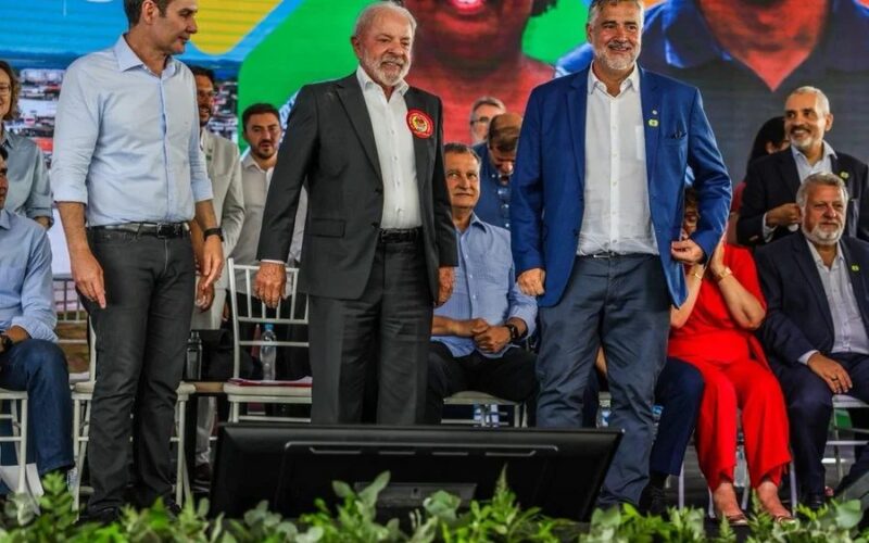 Lula critica Bolsonaro por incentivar jogos de azar online no Brasil