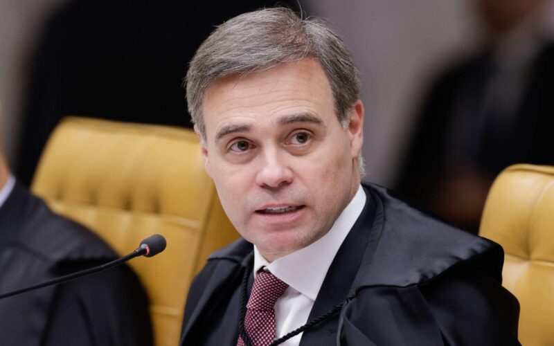 André Mendonça, ministro do Supremo Tribunal, pressiona o Banco Central por irregularidades de ex-dirigentes envolvidos em esquema ilegal com Daniel Vorcaro